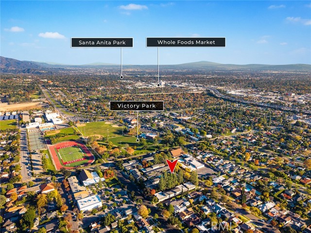 Detail Gallery Image 18 of 20 For 2441 Loma Vista, Pasadena,  CA 91104 - 3 Beds | 2/1 Baths