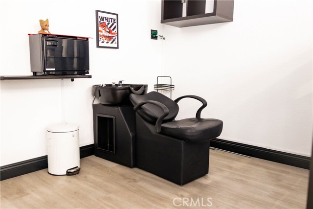 1306 S Main Street, Santa Ana CA: https://media.crmls.org/medias/33a6ded2-71c9-4018-9d35-5d2a827b26b9.jpg