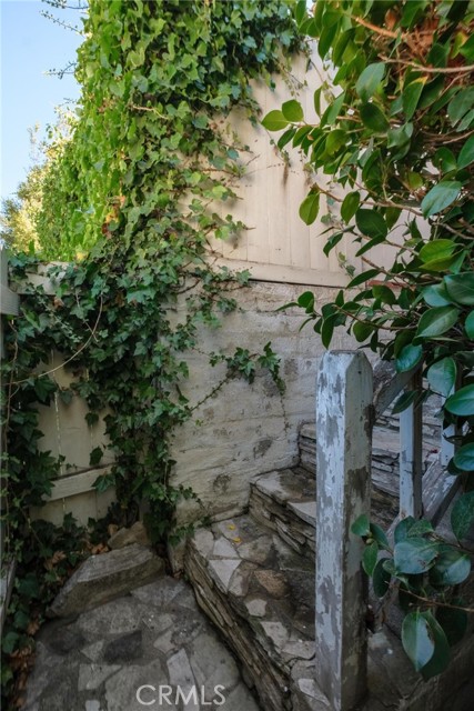 Detail Gallery Image 20 of 52 For 121 via Ardilla, Palos Verdes Estates,  CA 90274 - 3 Beds | 2 Baths