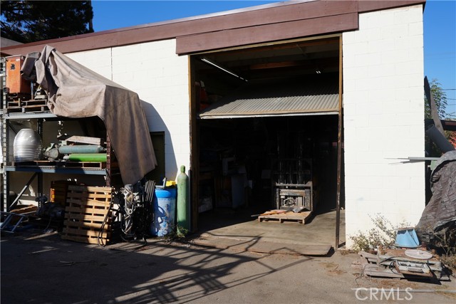 1635 W 145th Street, Gardena CA: https://media.crmls.org/medias/33a8871d-2e2d-4809-9414-e6036a1b8c01.jpg