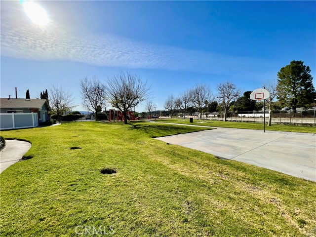 Detail Gallery Image 16 of 18 For 28164 Robin Ave, Saugus,  CA 91350 - 2 Beds | 1 Baths