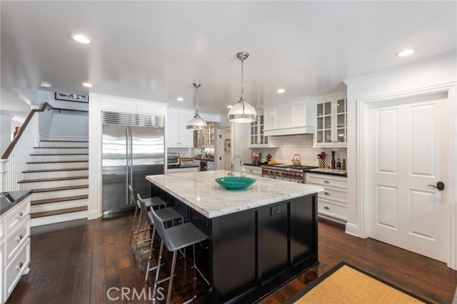 5433 Castle Knoll Road, La Canada Flintridge CA: https://media.crmls.org/medias/33a928fc-cfd4-400e-8271-4ecbd233030c.jpg