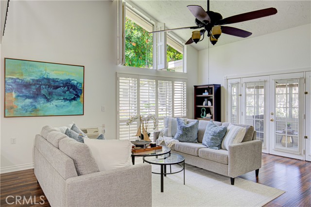 2164 Via Mariposa E, Laguna Woods CA: https://media.crmls.org/medias/33a978b5-a13d-491c-a789-2fbeb64eb09f.jpg