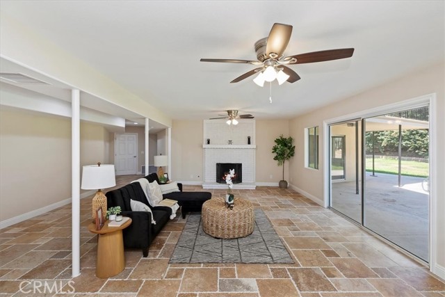 1730 Sunny knoll, Fullerton CA: https://media.crmls.org/medias/33a9b9e6-90b2-42aa-89d2-4a1b838c478d.jpg