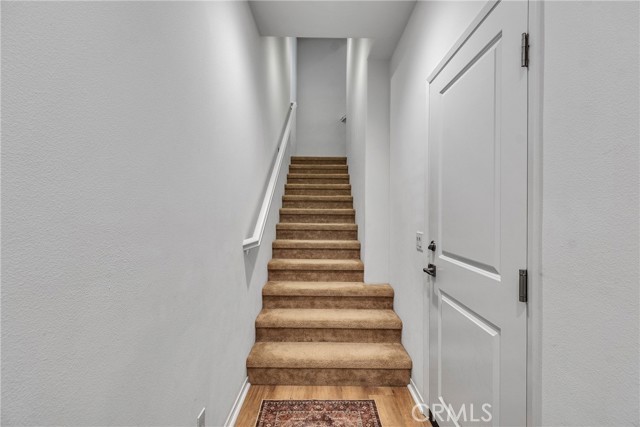 Detail Gallery Image 3 of 23 For 8367 Explorer, Chino,  CA 91708 - 3 Beds | 2/1 Baths