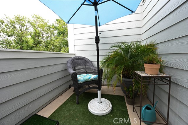 1222 S Westlake Boulevard, Westlake Village CA: https://media.crmls.org/medias/33aa33a5-4a69-4cae-a9e8-194142f48872.jpg