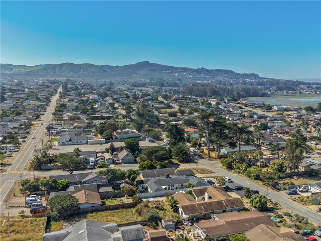 Detail Gallery Image 43 of 63 For 1223 7th, Los Osos,  CA 93402 - 3 Beds | 2/1 Baths