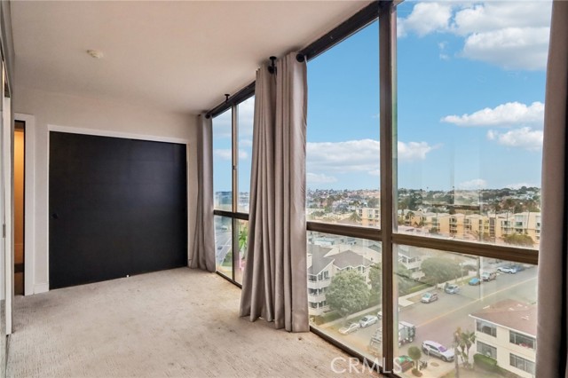 531 Esplanade, Redondo Beach, California 90277, 2 Bedrooms Bedrooms, 0 ,1 BathroomBathrooms,Residential,For Sale,Esplanade,0,PW26154247
