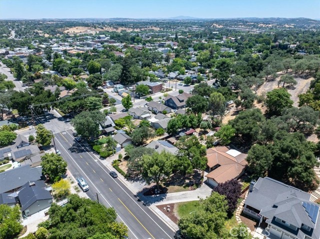 138 15th Street, Paso Robles CA: https://media.crmls.org/medias/33aac3d6-4d8c-43ab-adca-0e68c1fb145f.jpg