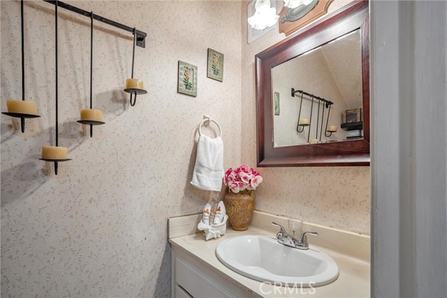 Detail Gallery Image 16 of 62 For 8623 Burnet Ave #I,  North Hills,  CA 91343 - 2 Beds | 2 Baths