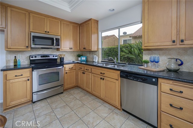 Detail Gallery Image 15 of 68 For 342 Pennsylvania Way, Placentia,  CA 92870 - 3 Beds | 2 Baths