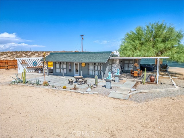 Detail Gallery Image 2 of 69 For 2275 Kerns Bld, Twentynine Palms,  CA 92277 - 3 Beds | 1 Baths