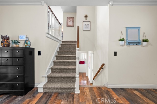 Detail Gallery Image 8 of 59 For 9558 Swinton, North Hills,  CA 91343 - 3 Beds | 2 Baths