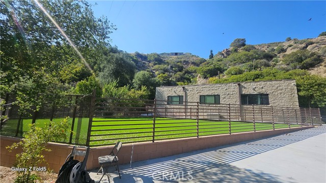  Commercial for Sale in Tujunga, California