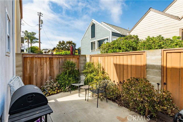 1744 Harper Avenue, Redondo Beach, California 90278, 4 Bedrooms Bedrooms, ,2 BathroomsBathrooms,Residential,Sold,Harper,SB21140028