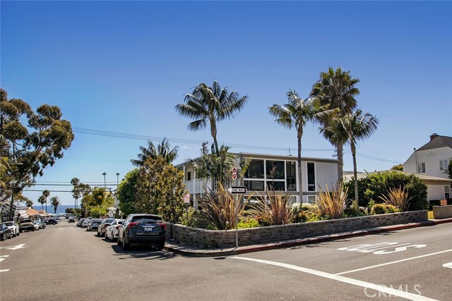 260 Aster St, Laguna Beach, CA 92651