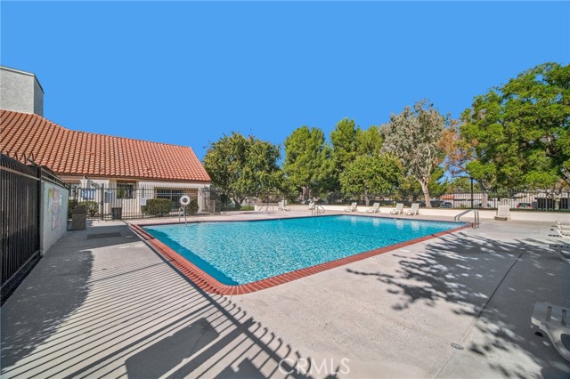 Detail Gallery Image 41 of 55 For 1730 Sinaloa Rd #308,  Simi Valley,  CA 93065 - 2 Beds | 1/1 Baths