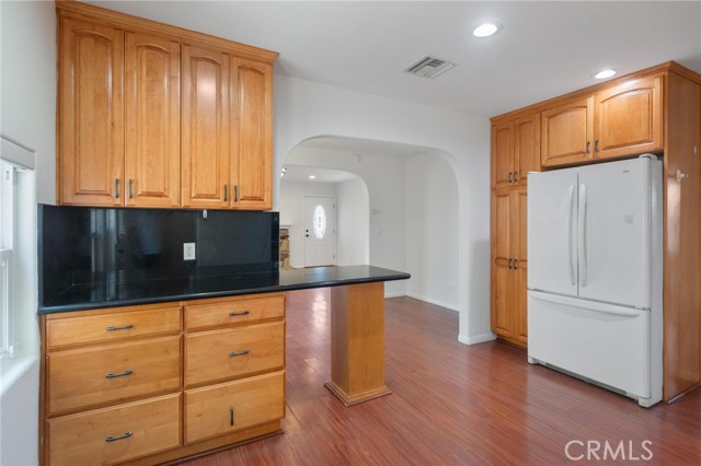 Detail Gallery Image 12 of 49 For 14751 Sutro Ave, Gardena,  CA 90249 - 3 Beds | 2 Baths