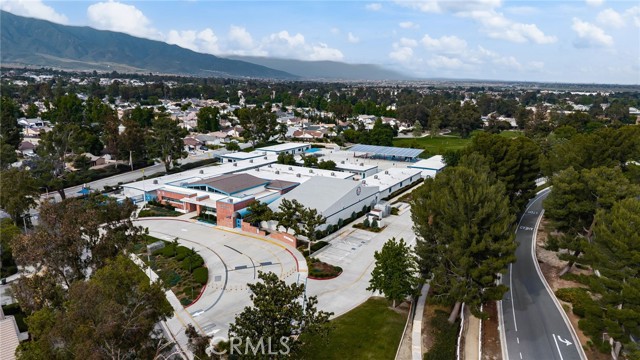 12325 Bellflower Court, Rancho Cucamonga CA: https://media.crmls.org/medias/33b0e2fe-309b-4b43-8f02-2cfbda198cc4.jpg