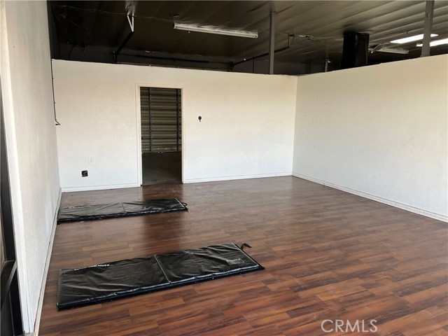 10178 I Avenue, Hesperia, California 92345, ,Commercial Lease,For Rent,10178 I Avenue,CRHD23051762