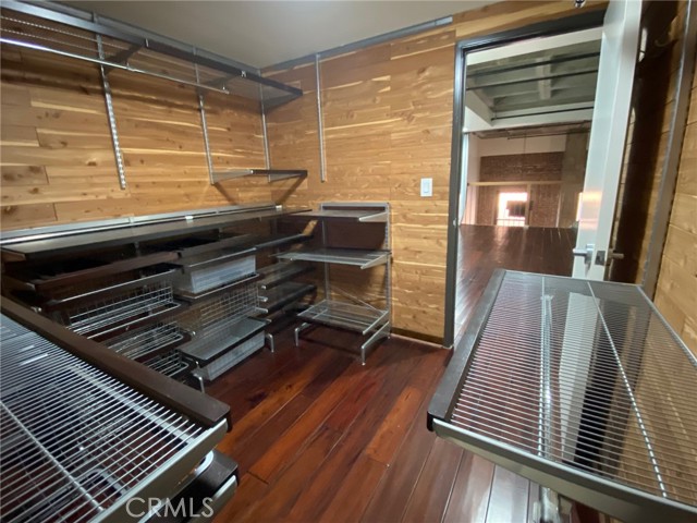 Detail Gallery Image 16 of 20 For 35 N Raymond Ave #211,  Pasadena,  CA 91103 - 1 Beds | 2 Baths