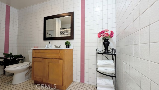 Detail Gallery Image 22 of 53 For 3854 Arlington Ave, Los Angeles,  CA 90008 - 8 Beds | 4 Baths