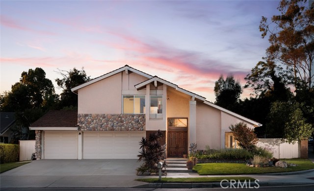 Detail Gallery Image 2 of 57 For 6049 E Mabury Ave, Orange,  CA 92867 - 4 Beds | 2/1 Baths