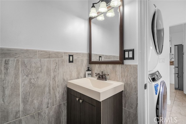 8627 Vicki Drive, Whittier CA: https://media.crmls.org/medias/33b24ebb-c351-4c8b-a08b-3e5e6287b195.jpg
