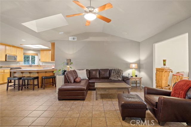 Detail Gallery Image 21 of 58 For 217 Zion Canyon Ct, Chico,  CA 95973 - 4 Beds | 3 Baths