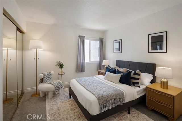 582 W Huntington Drive, Arcadia CA: https://media.crmls.org/medias/33b2b0ab-64bb-4b18-8fb3-933299e7325e.jpg