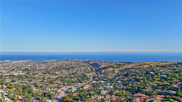 6305 Via Colinita, Rancho Palos Verdes, California 90275, 4 Bedrooms Bedrooms, ,2 BathroomsBathrooms,Residential,Sold,Via Colinita,PV24140589