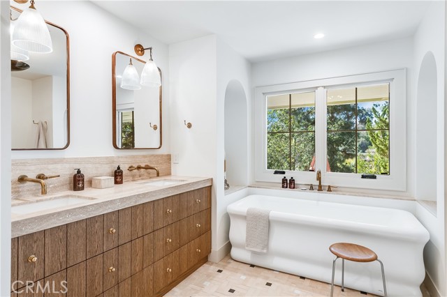 12 Georgeff Road photo 32