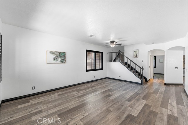 3429 Gemstone Avenue, Rosamond CA: https://media.crmls.org/medias/33b788c3-0af4-435b-9592-1a26101e51fb.jpg