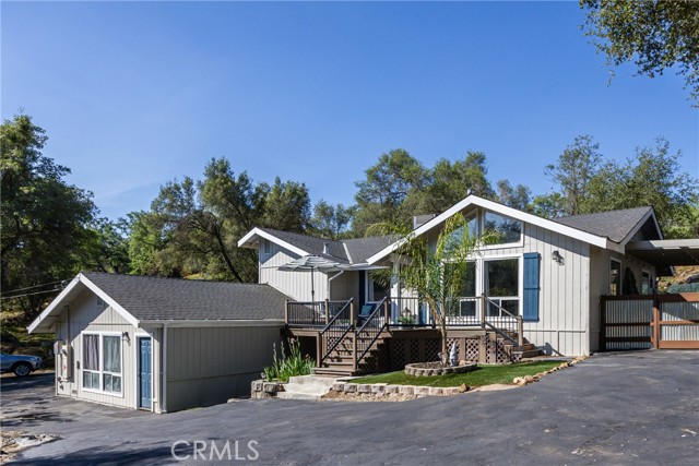 Detail Gallery Image 3 of 66 For 31388 Yosemite Springs Pkwy, Coarsegold,  CA 93614 - 3 Beds | 2 Baths