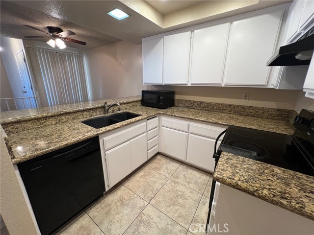 Detail Gallery Image 10 of 21 For 1031 S Palmetto Ave #D2,  Ontario,  CA 91762 - 2 Beds | 2/1 Baths