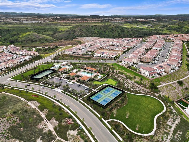 Detail Gallery Image 27 of 31 For 120 Eversedge, Irvine,  CA 92618 - 3 Beds | 2/1 Baths