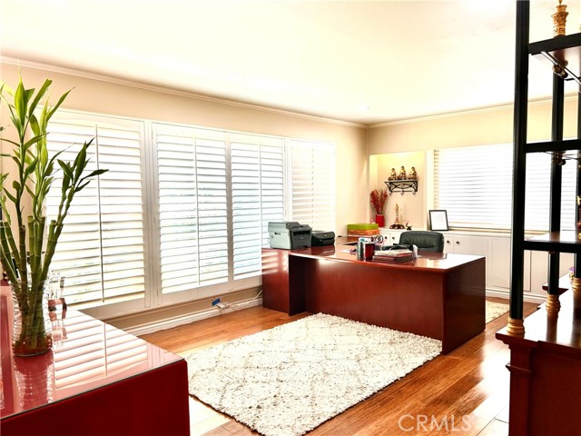 Detail Gallery Image 5 of 11 For 3036 N Skywood, Orange,  CA 92865 - 4 Beds | 2 Baths