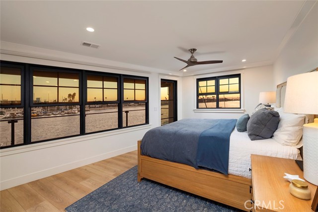 5903 E Corso Di Napoli, Long Beach CA: https://media.crmls.org/medias/33b94aca-15c1-4d75-b10a-c888fd74c8a9.jpg