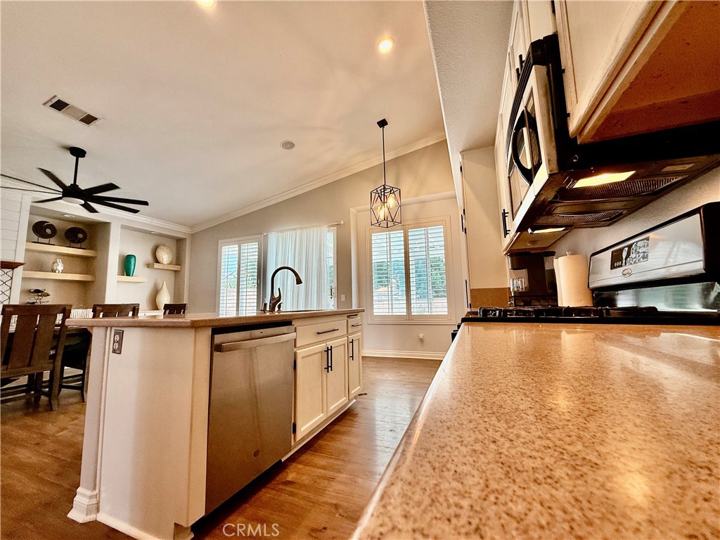 MLS #IV25222693 image #5