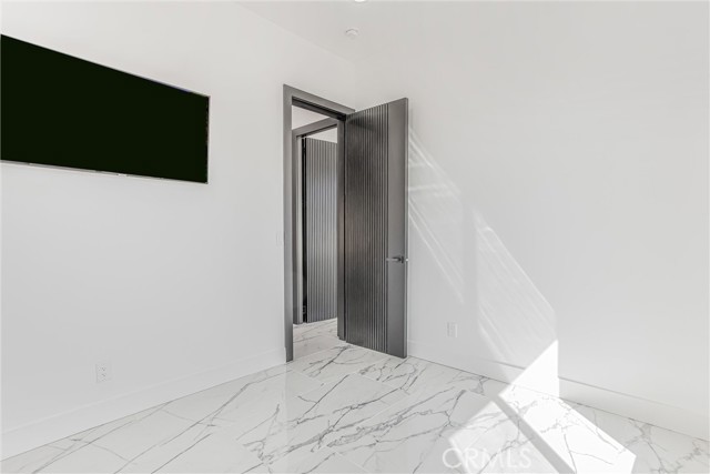 MLS #IG25217439 image #17