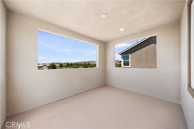410 Lobata, Irvine CA: https://media.crmls.org/medias/33bad5c3-7472-430f-91a0-ea1d19ca3920.jpg