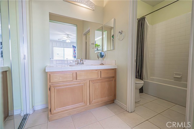 Image 36 of 41 For 28076 Bridlewood