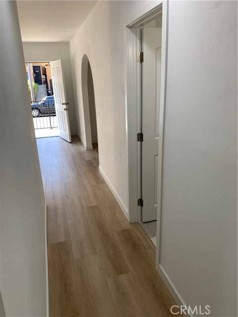 Detail Gallery Image 3 of 24 For 1209 W 40th Pl, Los Angeles,  CA 90037 - 2 Beds | 1 Baths
