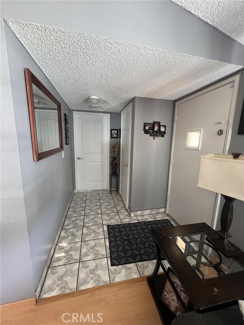 Detail Gallery Image 18 of 48 For 591 N Smoke Tree, Rialto,  CA 92376 - 3 Beds | 2 Baths