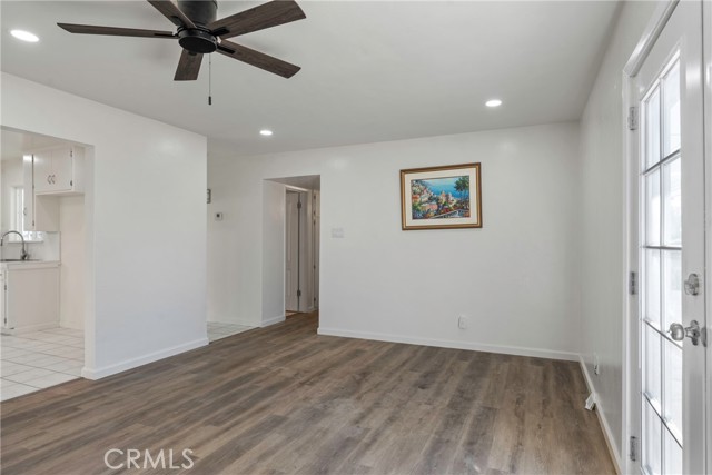 Detail Gallery Image 12 of 42 For 5817 Gary, Bakersfield,  CA 93307 - 3 Beds | 2 Baths