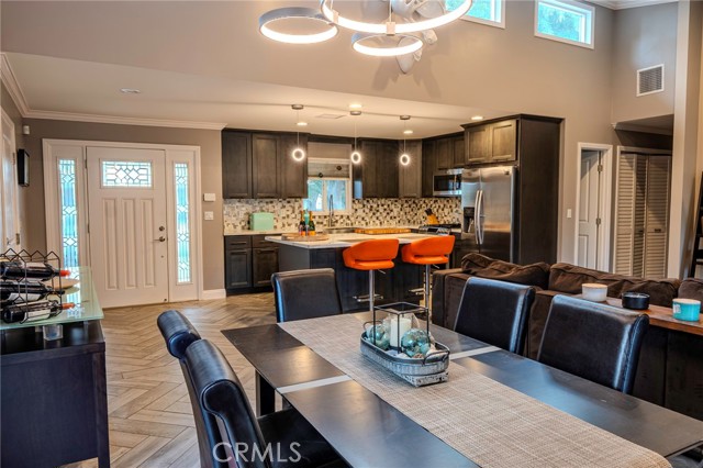 Detail Gallery Image 5 of 51 For 6841 E Bacarro, Long Beach,  CA 90815 - 4 Beds | 3 Baths