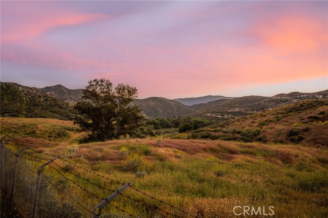 Detail Gallery Image 34 of 59 For 30449 Early Round, Canyon Lake,  CA 92587 - 3 Beds | 2 Baths