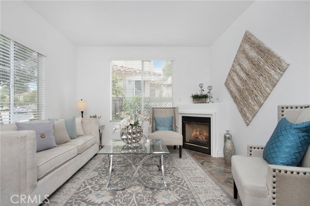 33bf28ad 35a7 4333 9ef8 17a78632e751