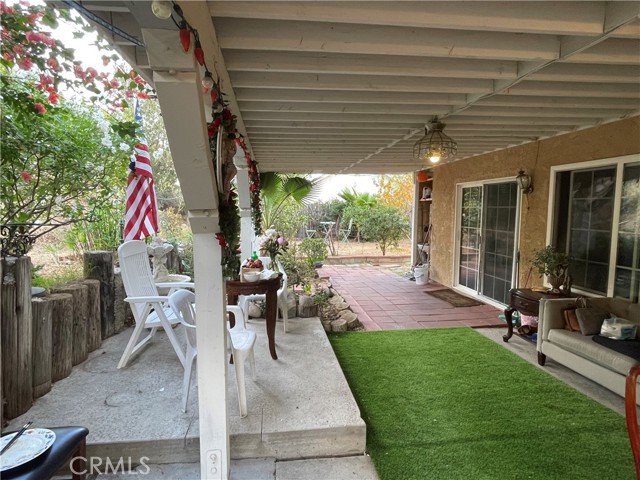 Detail Gallery Image 9 of 11 For 7929 Bolton Ave, Riverside,  CA 92503 - 4 Beds | 2 Baths