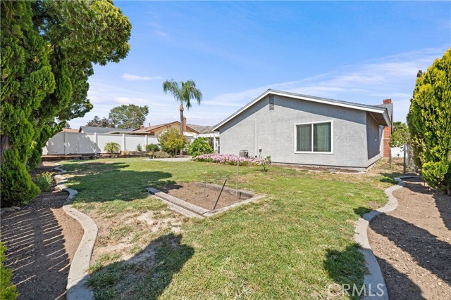 11449 Morning Star Lane, Moreno Valley CA: https://media.crmls.org/medias/33c0182f-bb8d-40f1-8932-95a29b339a8e.jpg